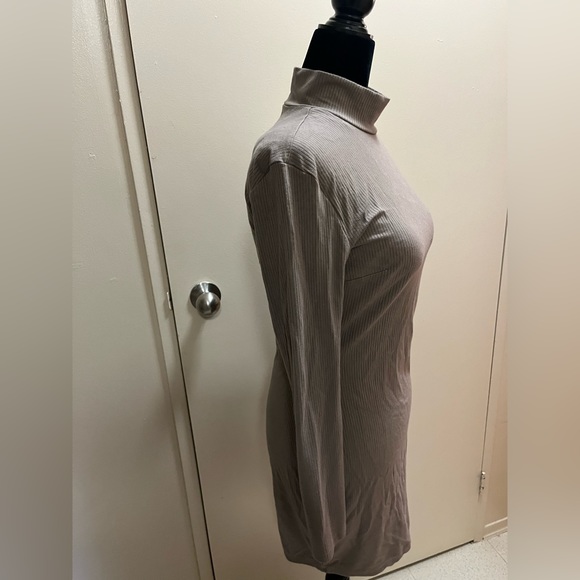 Dynamite Mini Dress - Picture 4 of 7